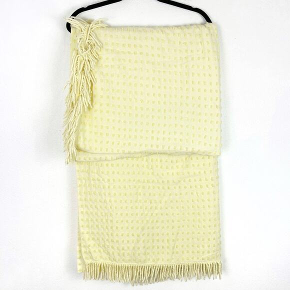 Lemon Yellow Vintage Chenille Bedspread Lightweight Coverlet Fringe Full/Double - Picture 1 of 6